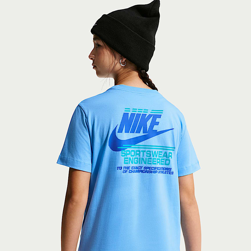 Nike Sportswear Older Kids' (Boys') Oversized Pullover Hoodie. Nike IL